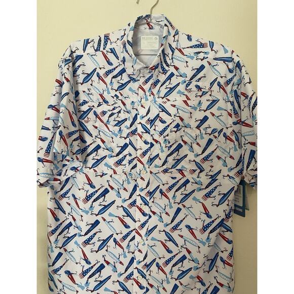 Reel Legends Performance Men's Fishing Shirt Americana Fishing Lure Print L - Picture 4 of 10